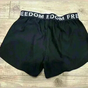 Under Armour Freedom woman’s black shorts size small